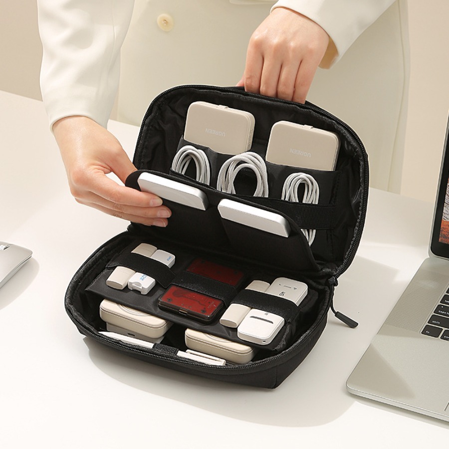 Tech Accessories Travel Case - Organisateur de câbles de voyage portable,